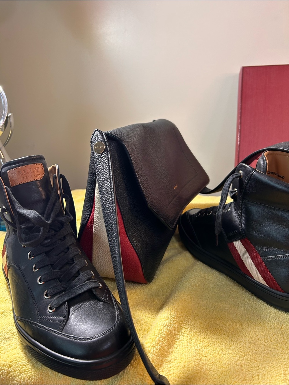 Bally Black Leather High-Top Sneakers with Red & matching handbag. SET🤍❤️